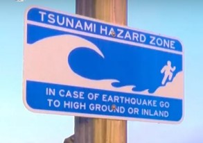 Tsunami zone sign